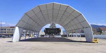 Escenario m�vil en el Espazo Feiral en Tui