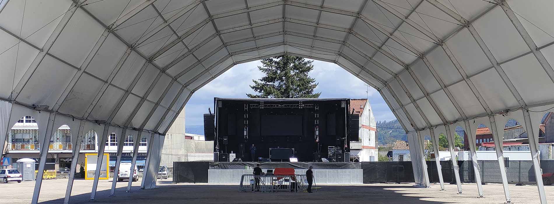 Alquiler de escenario m�vil