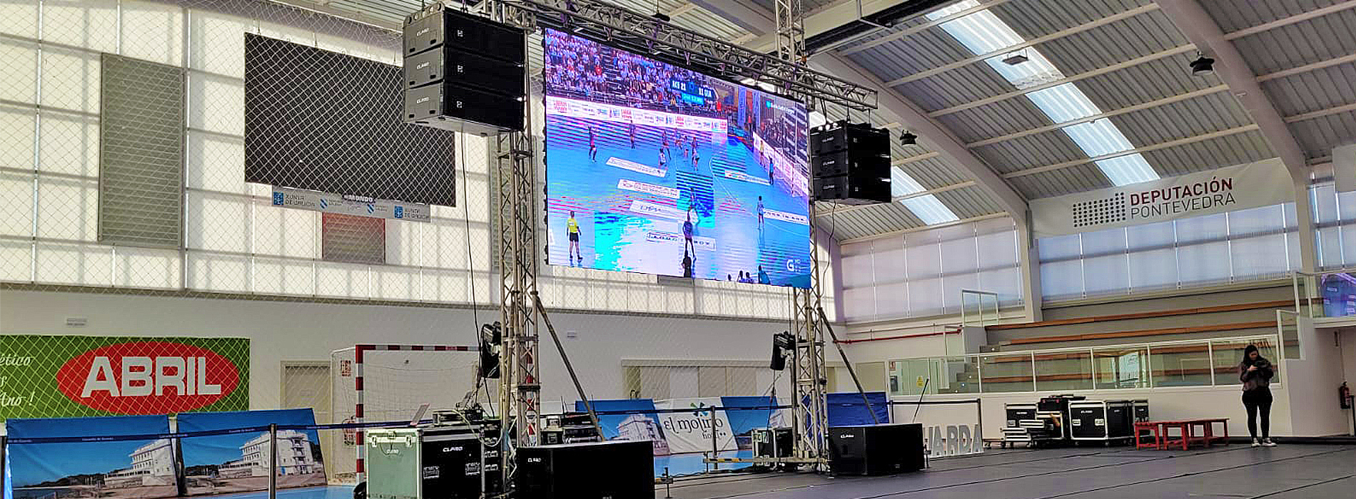 Alquiler de pantallas LED retransmisi�n en directo de partidos